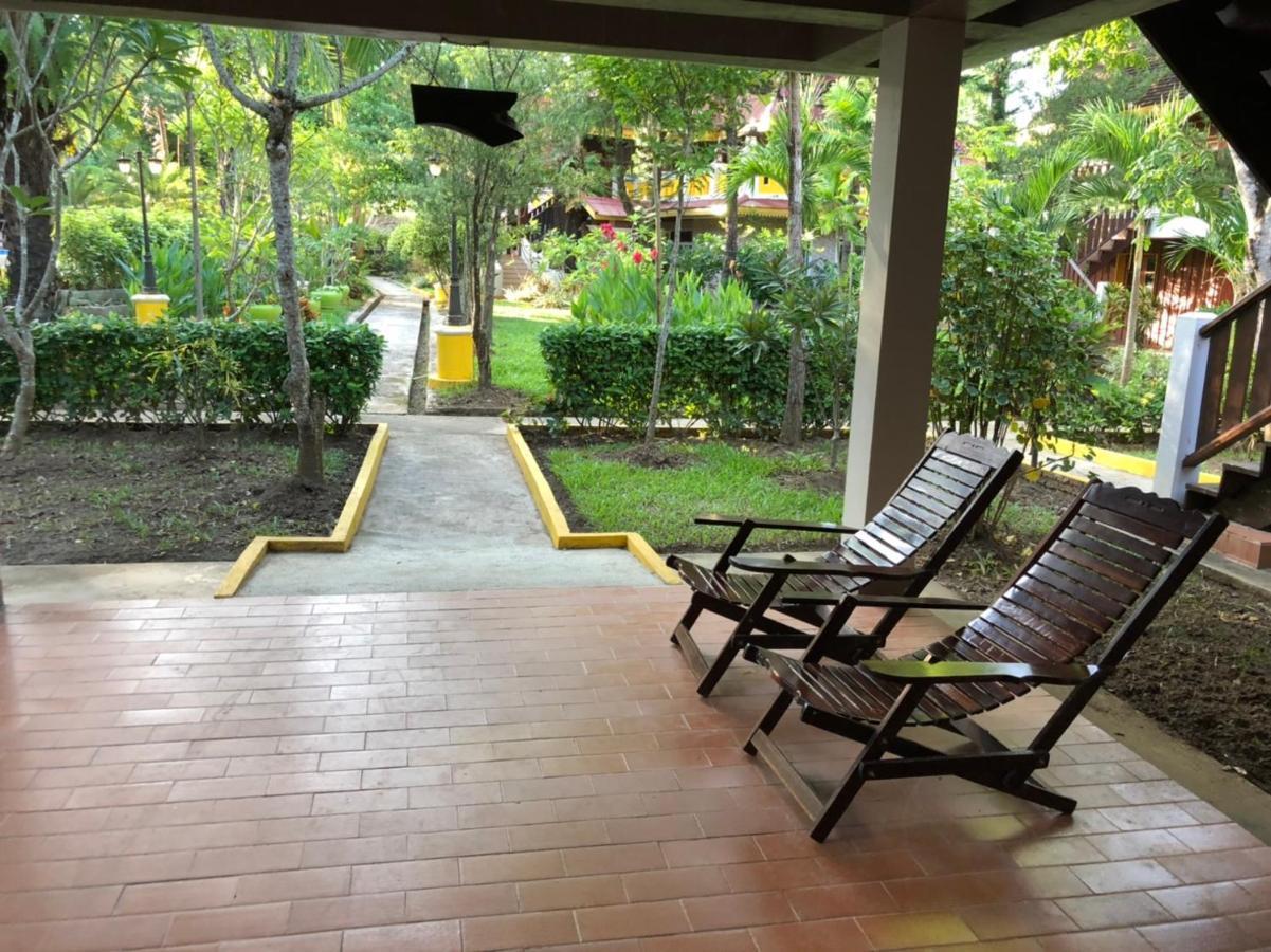 Hotel Siblanburi Resort Mae Hong Son Eksteriør bilde